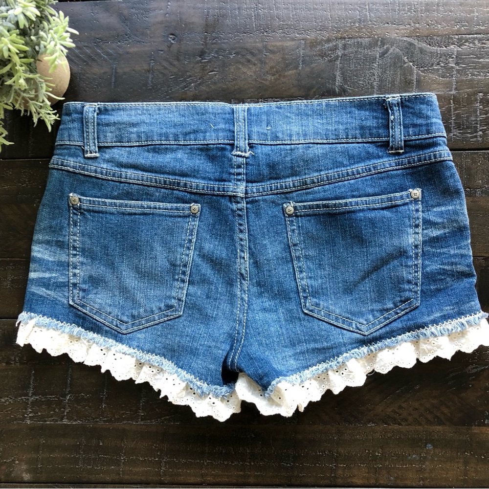 Altered State Eyelet Ruffle lined shorts - Picture 3 of 5